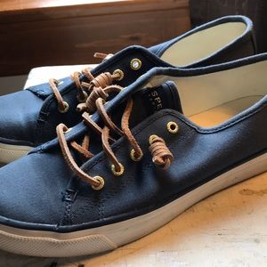 Sperry Topsider sneakers